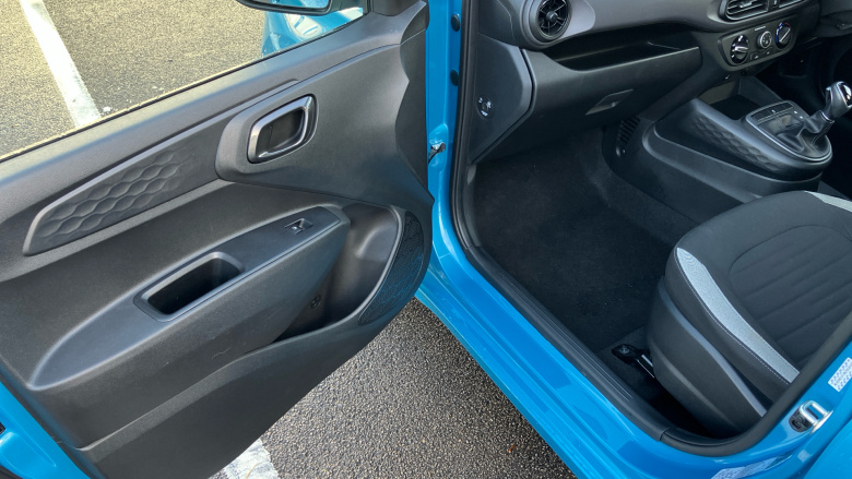 Hyundai i10 1.2 MPi SE Connect 5dr Auto Petrol Hatchback